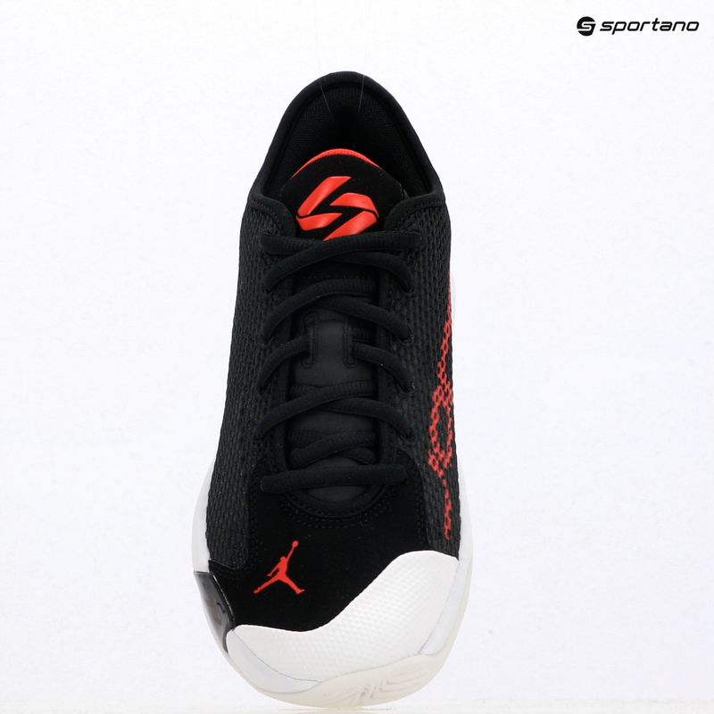 Кросівки баскетбольні дитячі Nike Jordan Luka 77 GS Jr black/white/university red 10