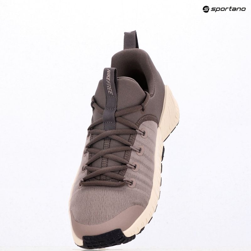 Кросівки для тренувань жіночі Nike Free Metcon 6 light violet ore/violet ore/chalk/tattoo 14