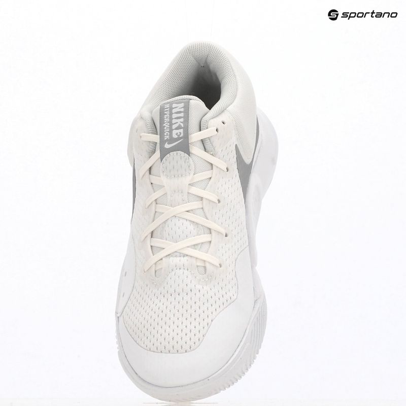 Кросівки волейбольні Nike Hyperquick Court Flight white/photon dust/metallic silver 9