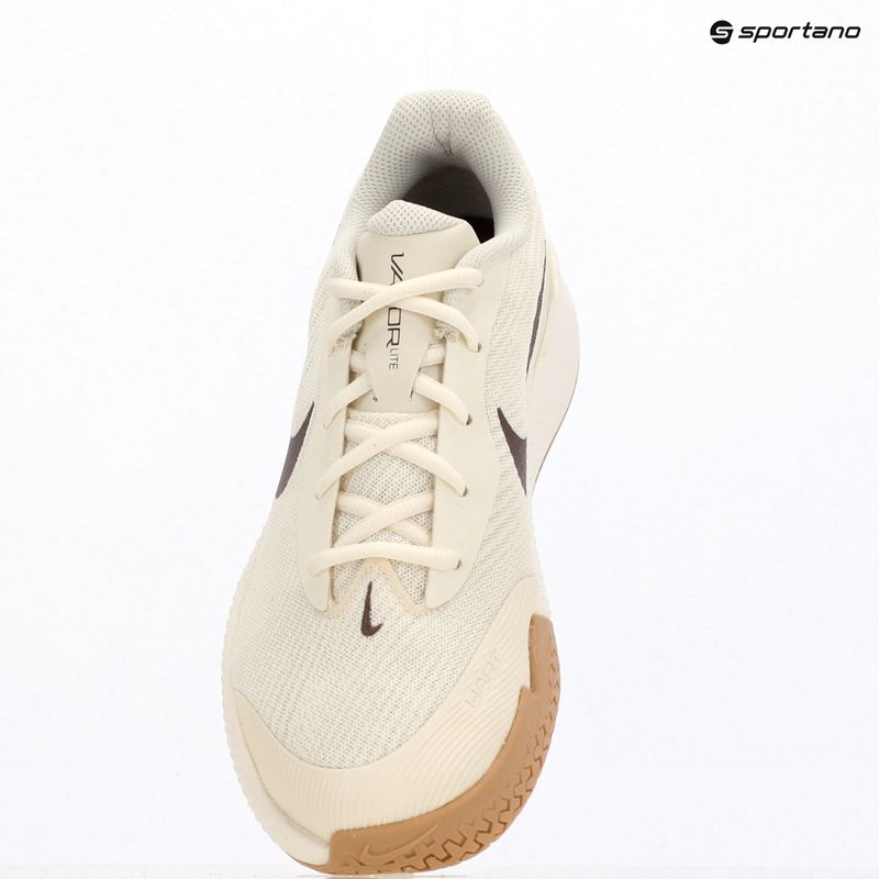 Кросівки тенісні жіночі Nike Vapor Lite 3 pale ivory/vachetta tan/tattoo 14