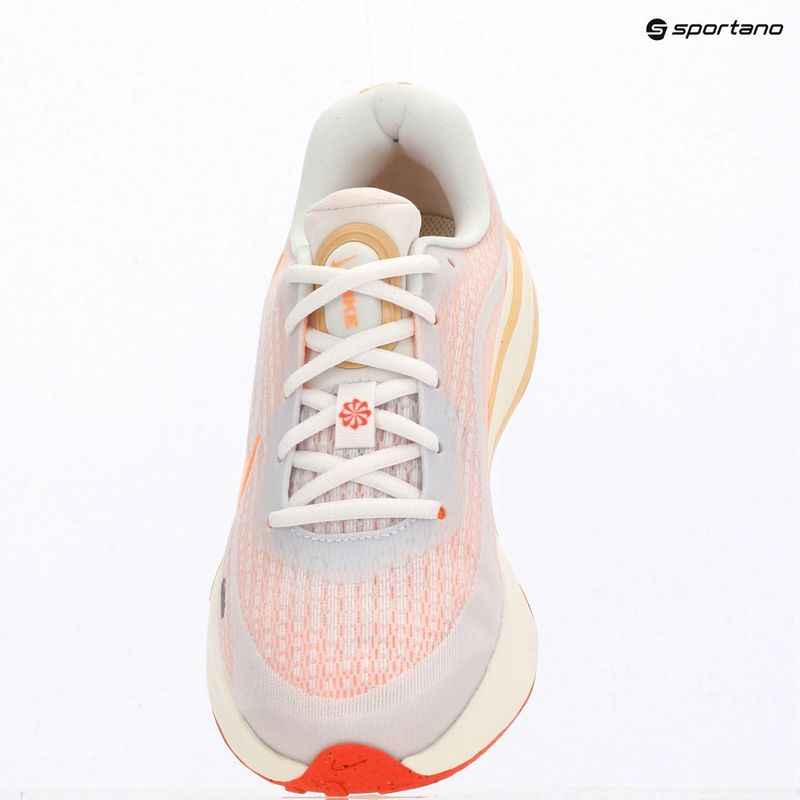 Кросівки для бігу жіночі Nike Journey Run white/sail/ice peach/orange pulse 11