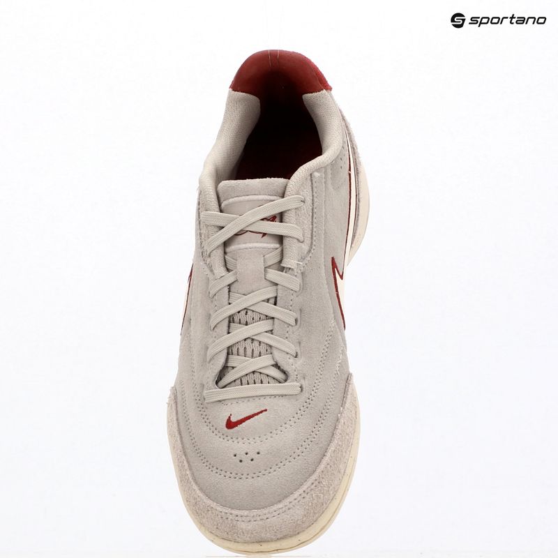 Кросівки футбольні чоловічі Nike Tiempo Streetgato Prm moon particle/team red/chalk 8