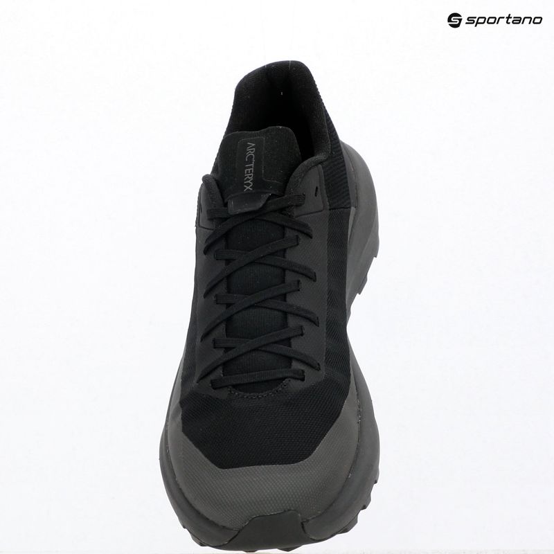 Кросівки для бігу чоловічі Arcteryx Norvan LD 4 black/graphite 3