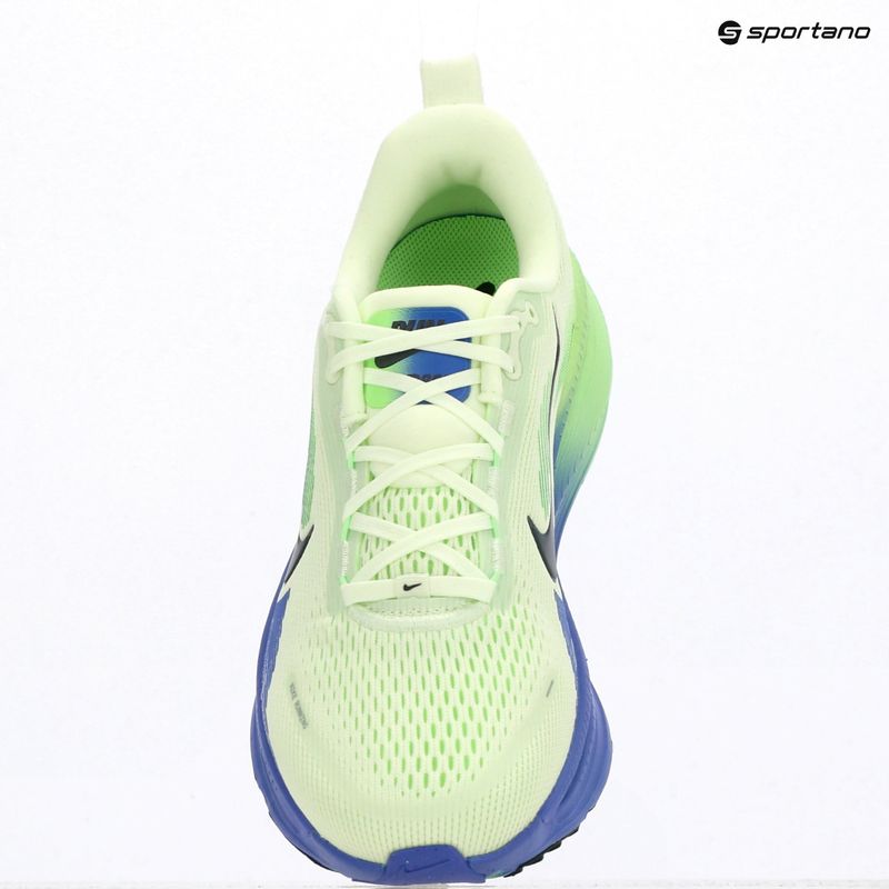 Кросівки для бігу чоловічі Nike Vomero 18 white/volt tint/sapphire/black spruce 6