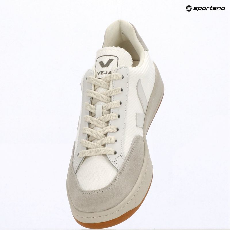 Кросівки чоловічі VEJA V-12 Leather white/natural 9