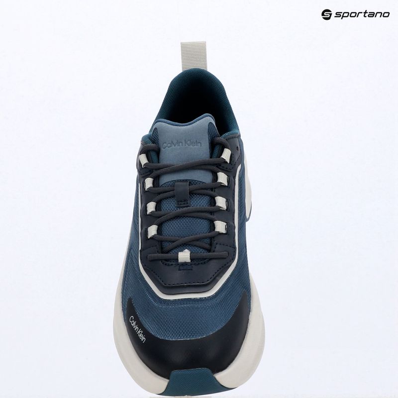Взуття чоловіче Calvin Klein Volumax Chunky Runner Trainers HM0HM02224 calvin navy/navy teal 9