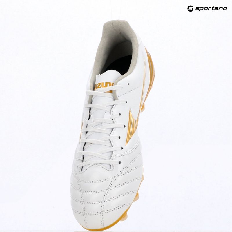 Кросівки футбольні Mizuno Morelia Neo IV Pro FG white/mp gold/cool gray 3c 12