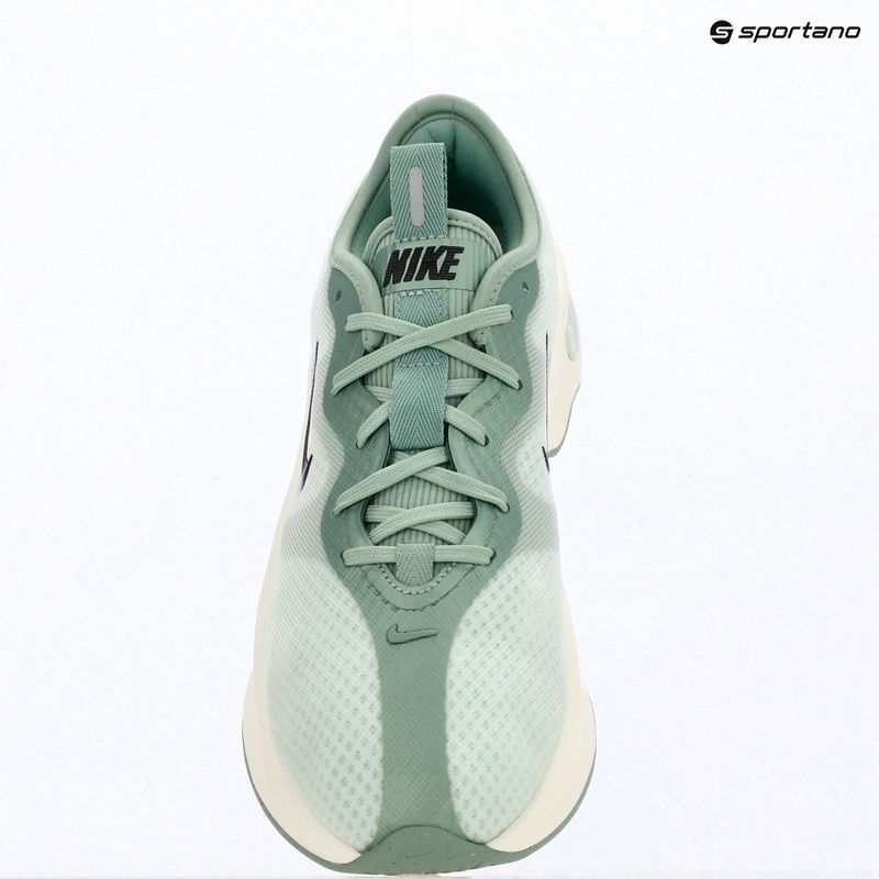 Взуття жіноче Nike Motiva 2 barely green/steam/sail/black 18