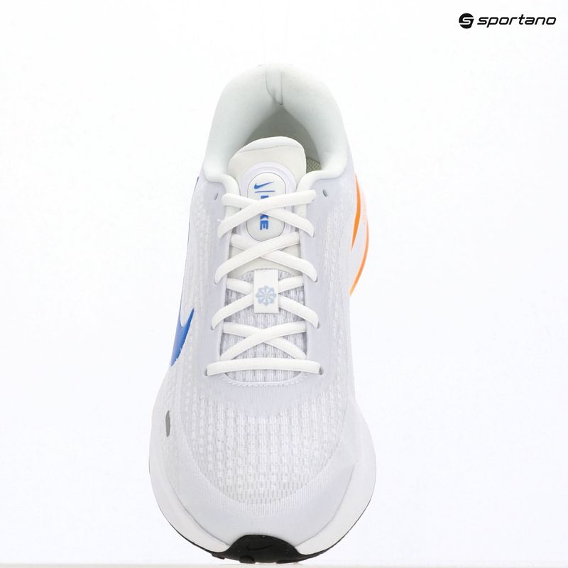 Кросівки для бігу чоловічі Nike Journey Run white/total orange/blue crystal 13