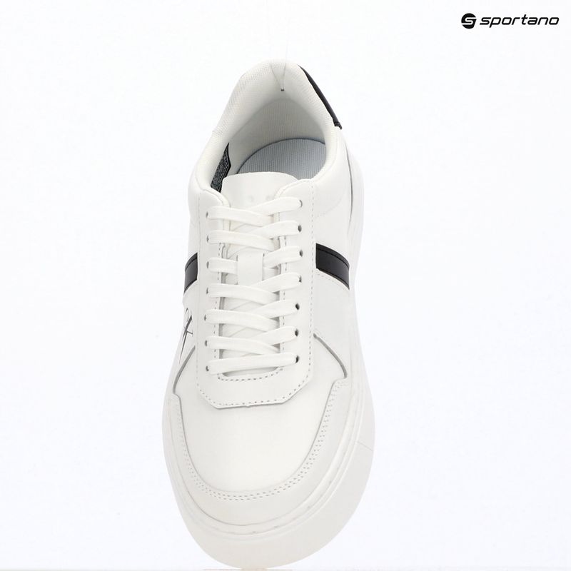 Взуття чоловіче Calvin Klein HM0HM02237 Classic Cups Lace Leather EMB Tongue bright white/black 9