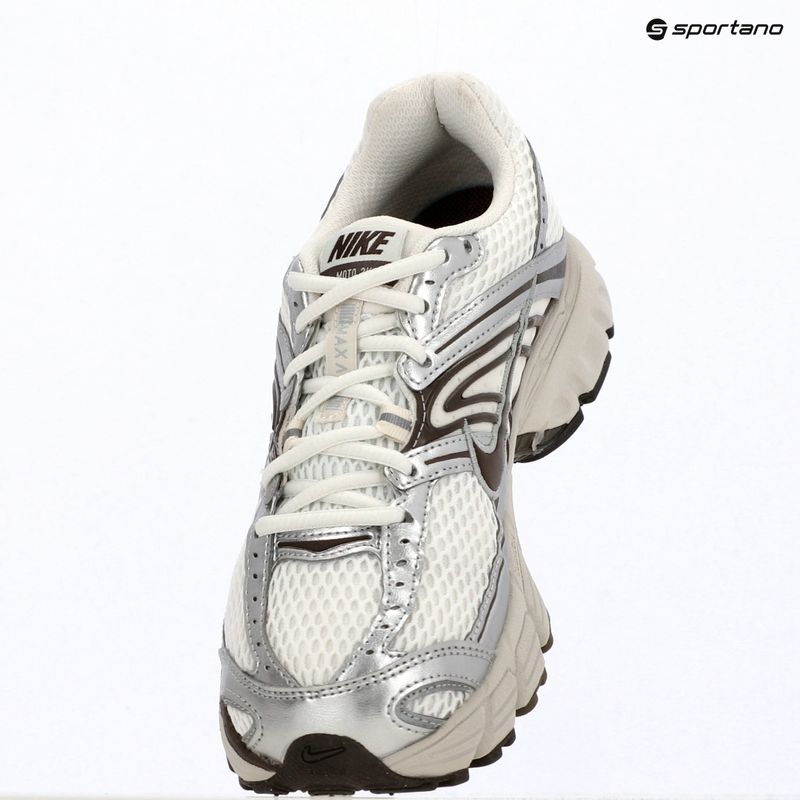 Взуття жіноче Nike Air Max Moto 2K phantom/metallic silver/baroque brown 10