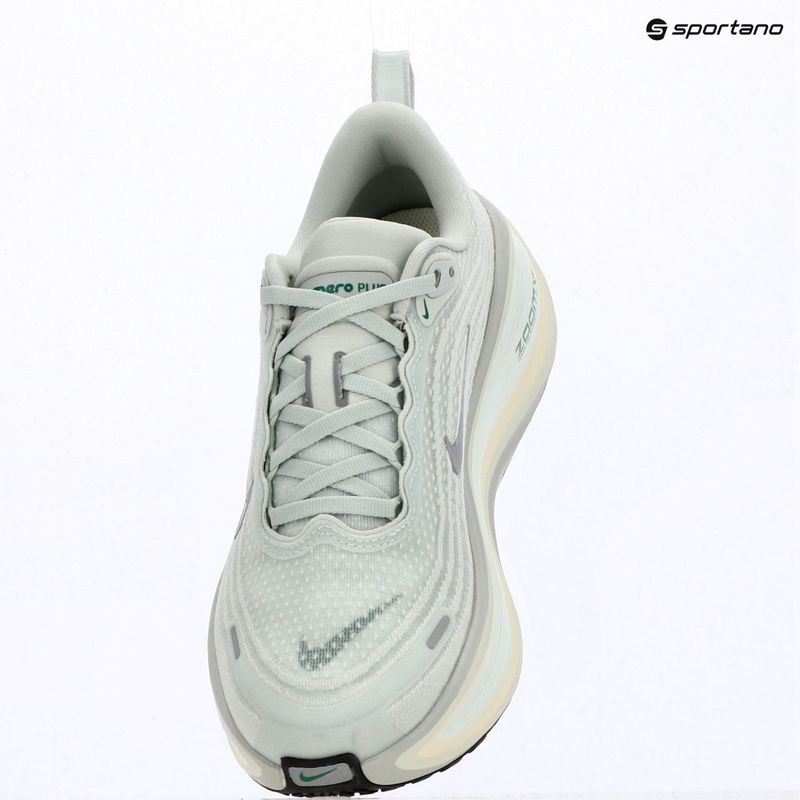 Кросівки для бігу жіночі Nike Vomero Plus light silver/metallic silver 14