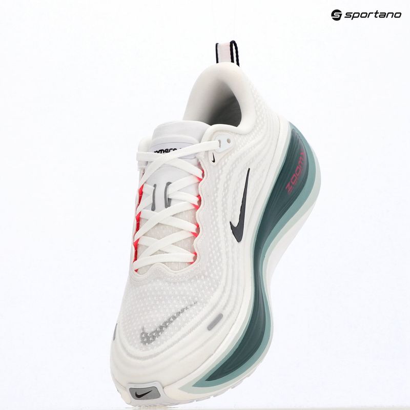 Кросівки для бігу чоловічі Nike Vomero Plus white/mineral slate/hyper pink/black 13