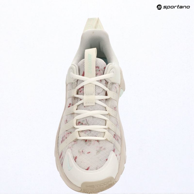 Кросівки для тренувань жіночі Nike Free Metcon 7 SE sail/light orewood brown/barely green 14