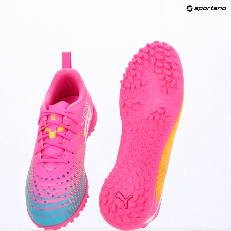 Кросівки футбольні дитячі PUMA Future 9 Play TT poison pink/puma wht/sun stream/bright aqua/puma blk 17
