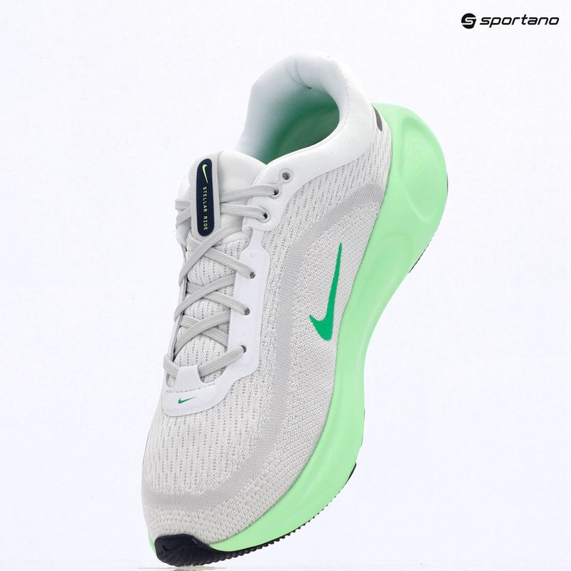 Кросівки для бігу дитячі Nike Stellar Ride white/photon dust/illusion green 9