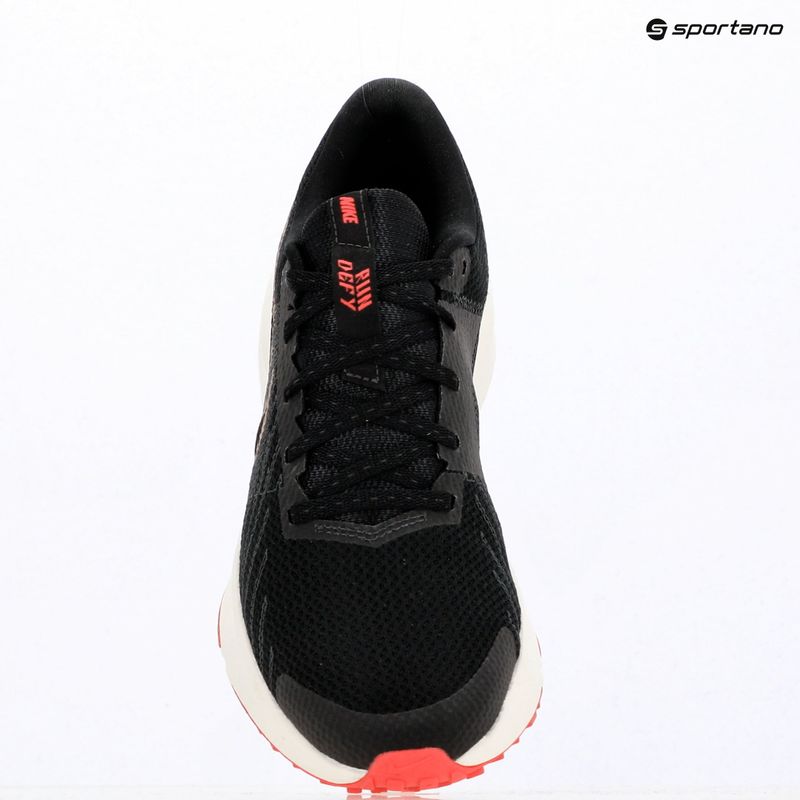 Кросівки для бігу жіночі Nike Run Defy Black/Sail/Anthracite/British Khaki 7