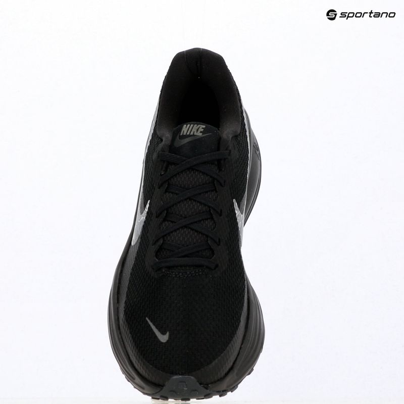 Кросівки для бігу чоловічі Nike Revolution 8 black/dark smoke grey/iron grey/white 8
