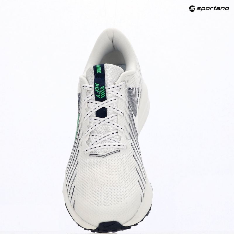 Кросівки для бігу чоловічі Nike Run Defy White/Midnight Navy/Green Spark 10