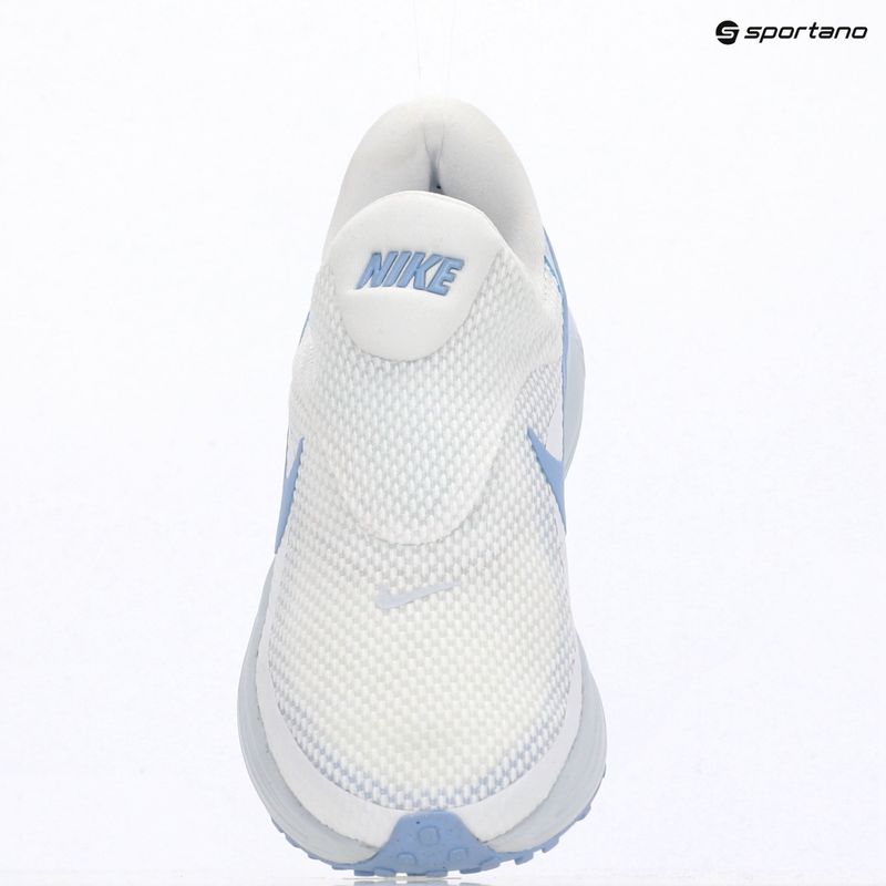 Кросівки для бігу жіночі Nike Revolution 8 EasyOn white/football grey/aluminum 6