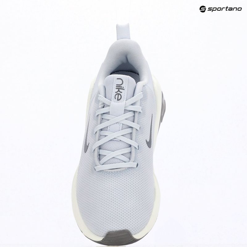 Кросівки для тренувань жіночі Nike Bella 7 football grey/sail/metallic cool grey 8