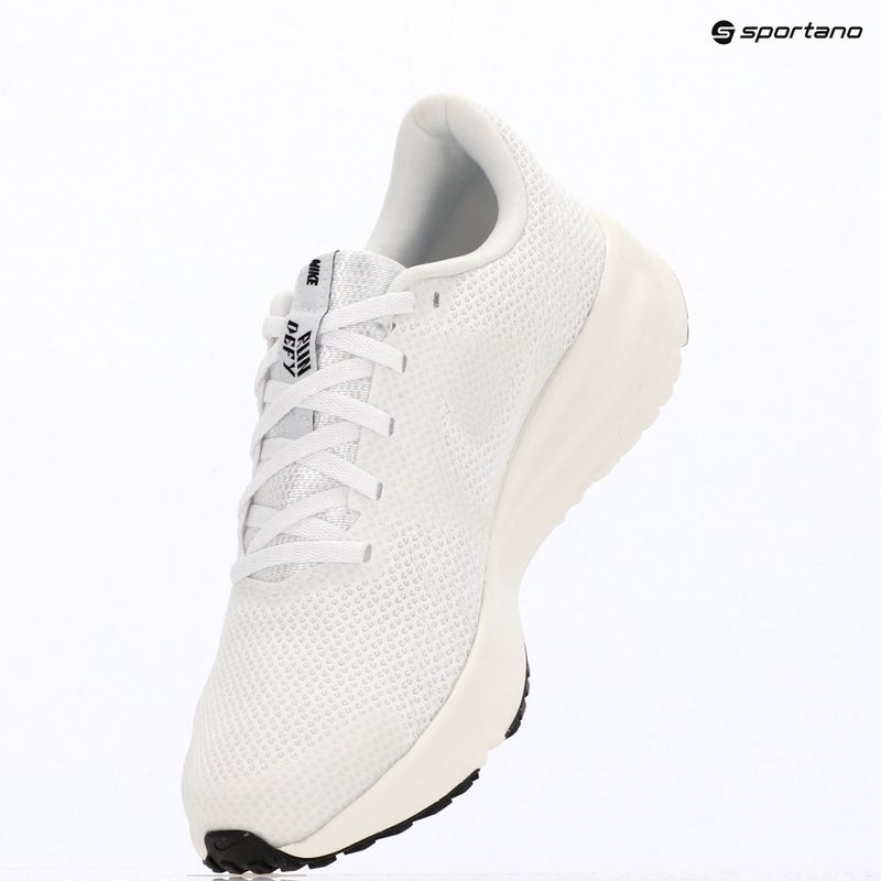 Кросівки для бігу жіночі Nike Run Defy white/sail/off white/black 10