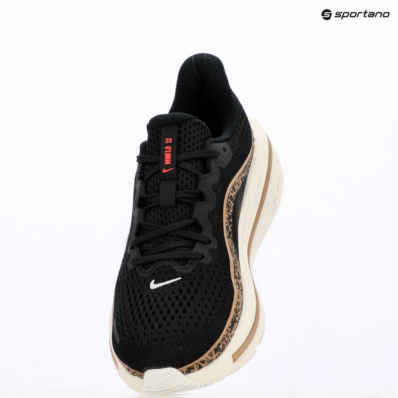 Кросівки для бігу жіночі Nike Winflo 12 black/british khaki/fusion red/sail 8