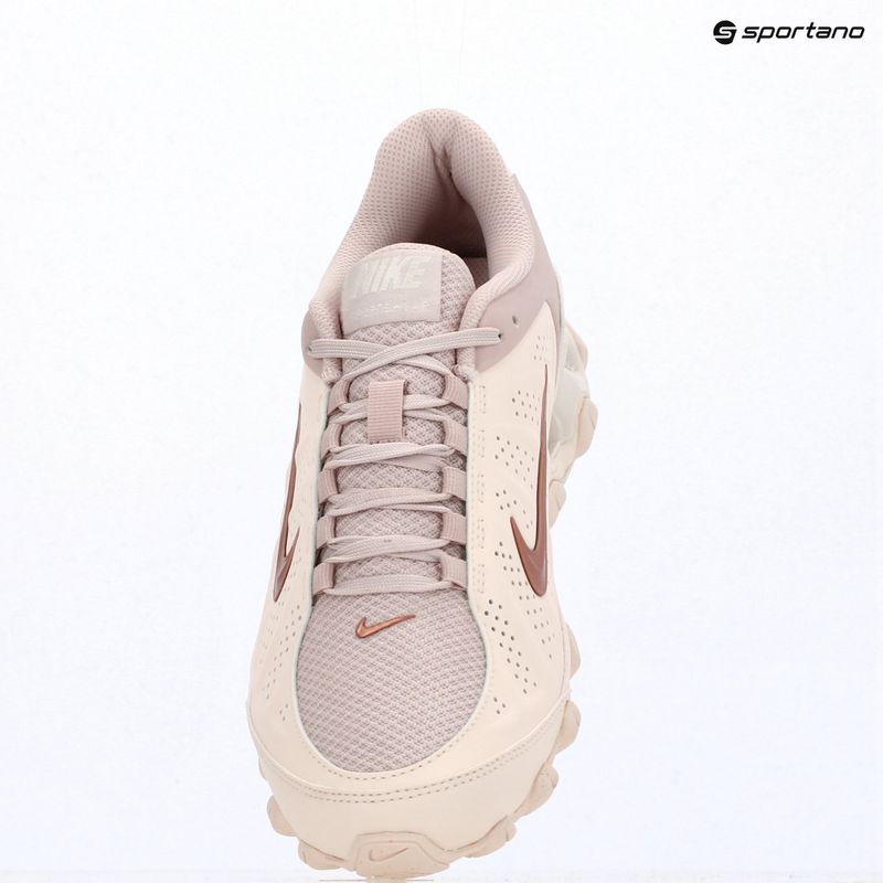 Взуття жіноче Nike Reax 8 SL chalk/silt red/sail/metallic red bronze 7