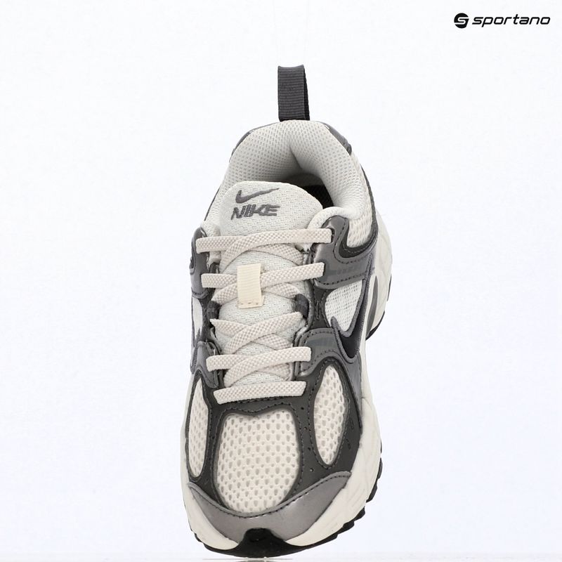 Взуття дитяче Nike V5 RNR phantom/pencil point/black 10