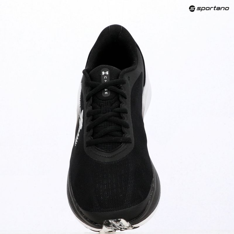 Кросівки для бігу чоловічі Under Armour Chase black/black/white 14