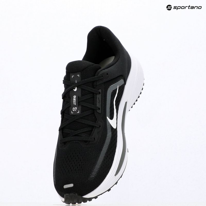 Кросівки для бігу чоловічі Nike Quest 7 black/anthracite/white 18