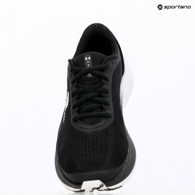 Кросівки для бігу жіночі Under Armour Chase black/black/white 14