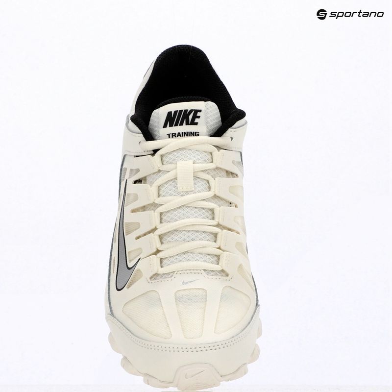 Кросівки для тренувань жіночі Nike Reax 8 TR sail/phantom/black/metallic silver 8