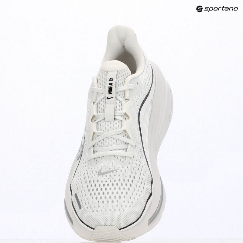 Кросівки для бігу жіночі Nike Winflo 12 summit white/black/metallic silver 18