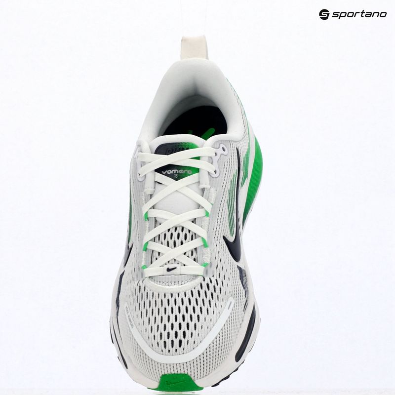 Кросівки для бігу Nike Vomero 18 white/green spark/midnight navy 16