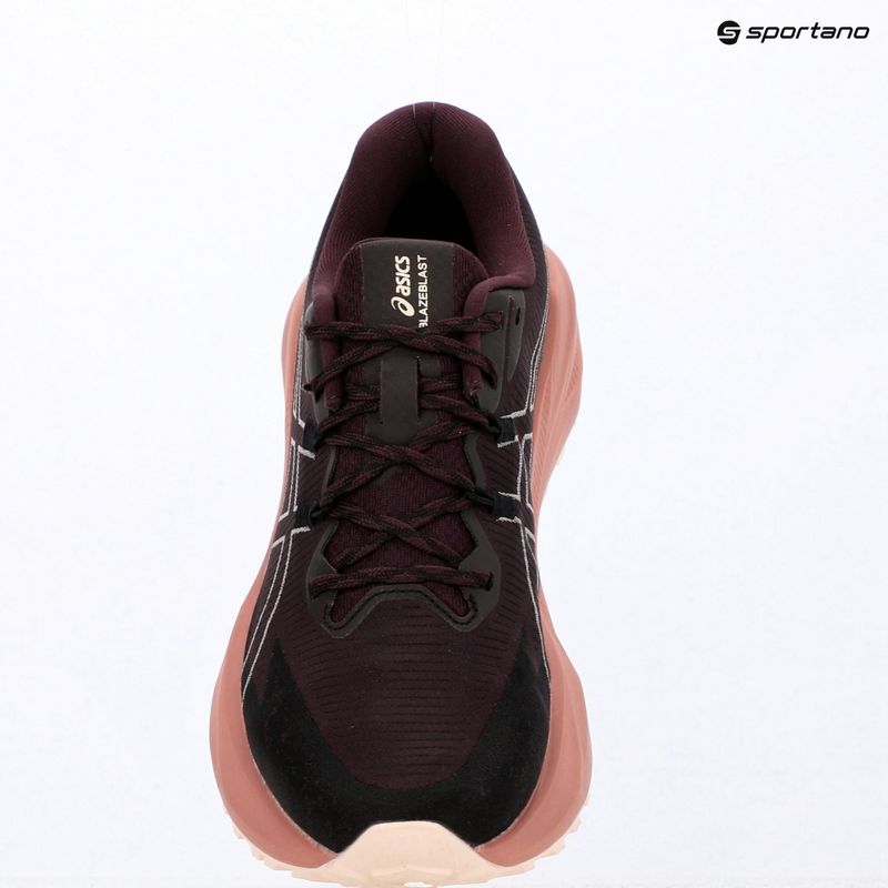 Жіночі бігові кросівки Asics Blazeblast темний баклажан/пудрово-рожевий 14
