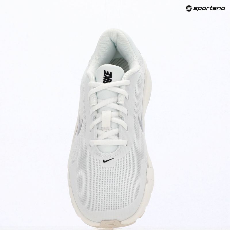 Кросівки для тренувань жіночі Nike Flex Train white/sail/phantom/ metallic silver 10