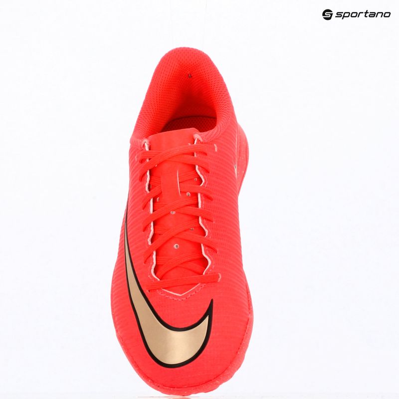 Футбольне взуття дитяче Nike Jr. Mercurial Vapor 17 Club bright crimson/blur 8