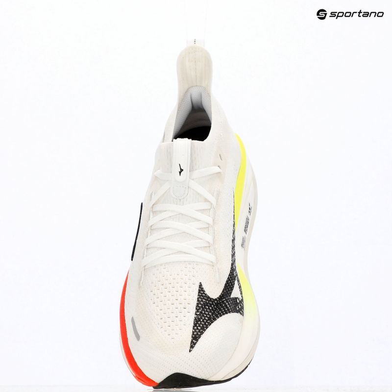 Кросівки для бігу жіночі Mizuno Neo Vista 3 white/black/orange 9
