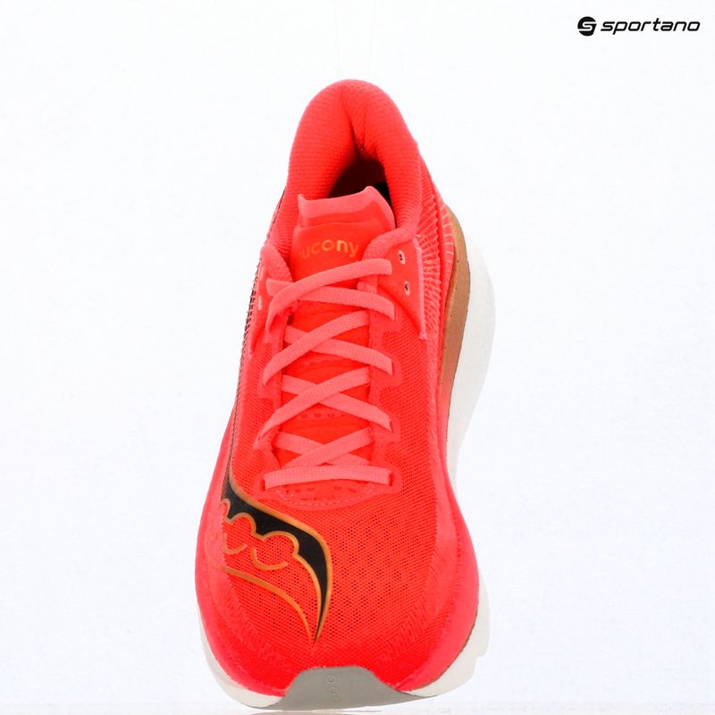 Кросівки для бігу жіночі Saucony Endorphin Azura vizired 16