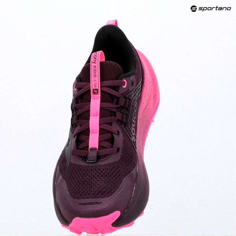 Кросівки для бігу жіночі Saucony Xodus Ultra 4 eggplant/shock 11