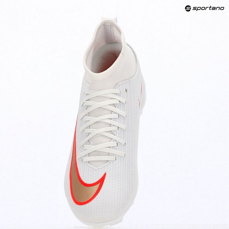 Футбольне взуття дитяче Nike Jr. Mercurial Superfly 11 Club white/bright crimson/blur 9