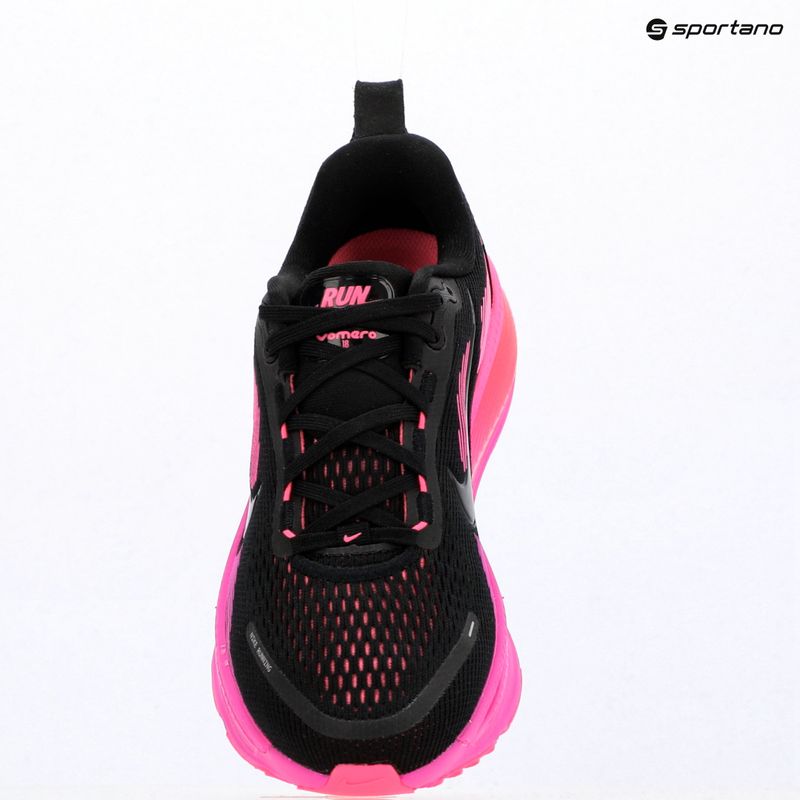 Кросівки для бігу жіночі Nike Vomero 18 black/hyper pink/laser crimson/black 17