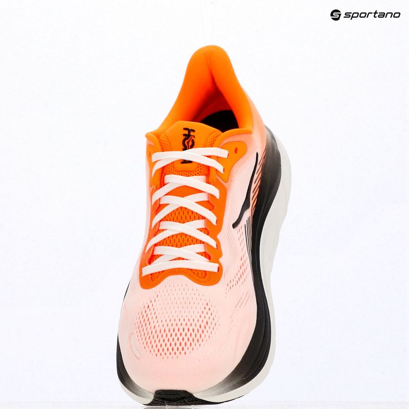 Кросівки для бігу чоловічі HOKA Clifton 11 Wide neon tangerine/frost 17