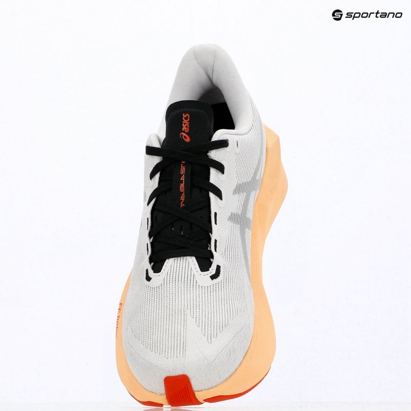 Кросівки для бігу чоловічі ASICS Novablast 6 white/orange glow 17