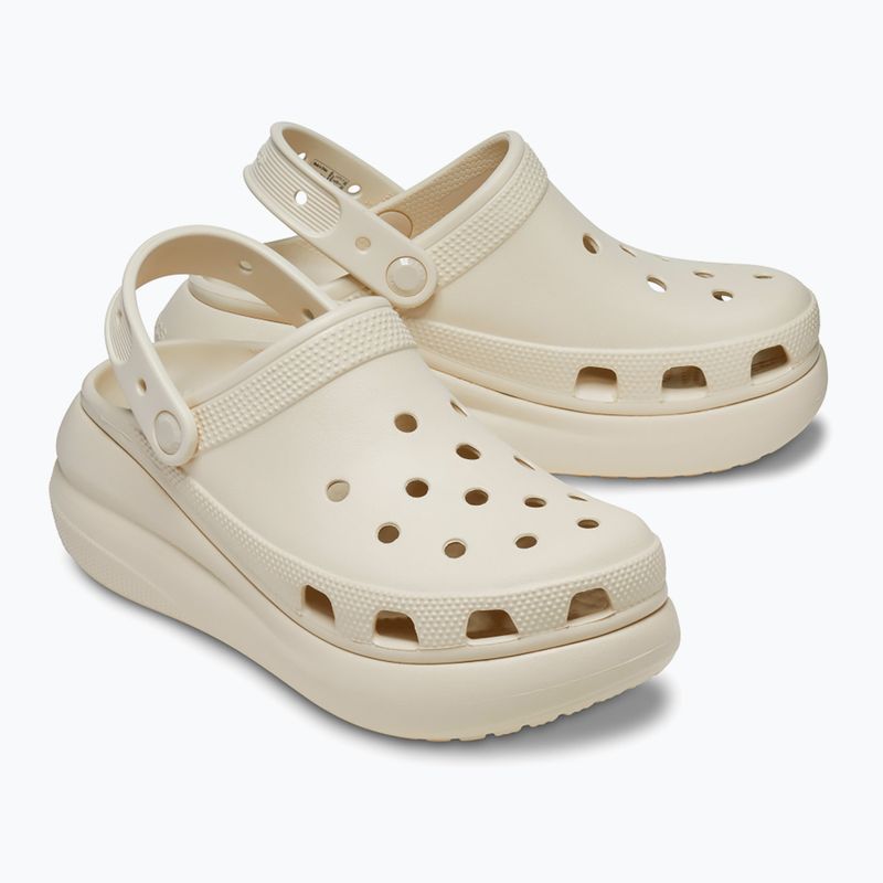 Шльопанці Crocs Classic Crush Clog на кістковій основі 14