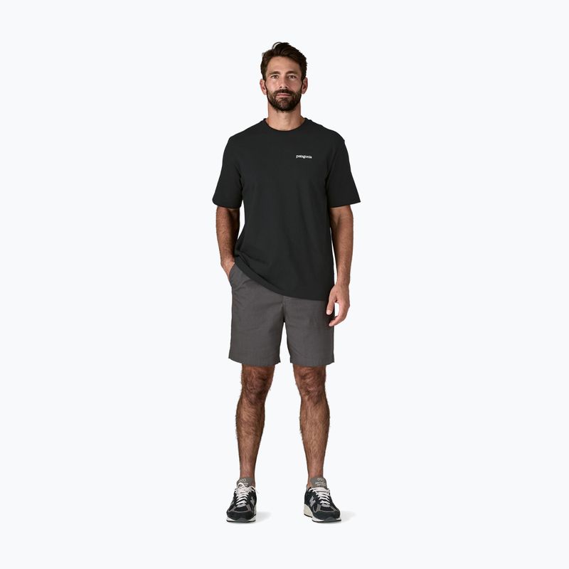 Чоловіча трекінгова футболка Patagonia P-6 Logo Responsibili-Tee чорна 2