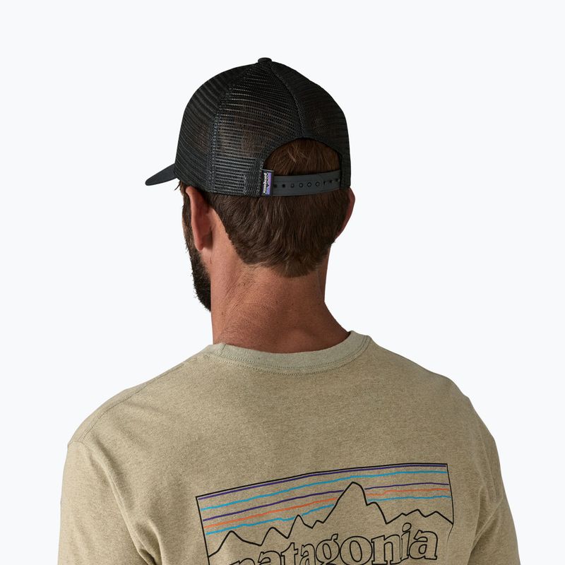 Бейсболка Patagonia P-6 Logo LoPro Trucker black 6