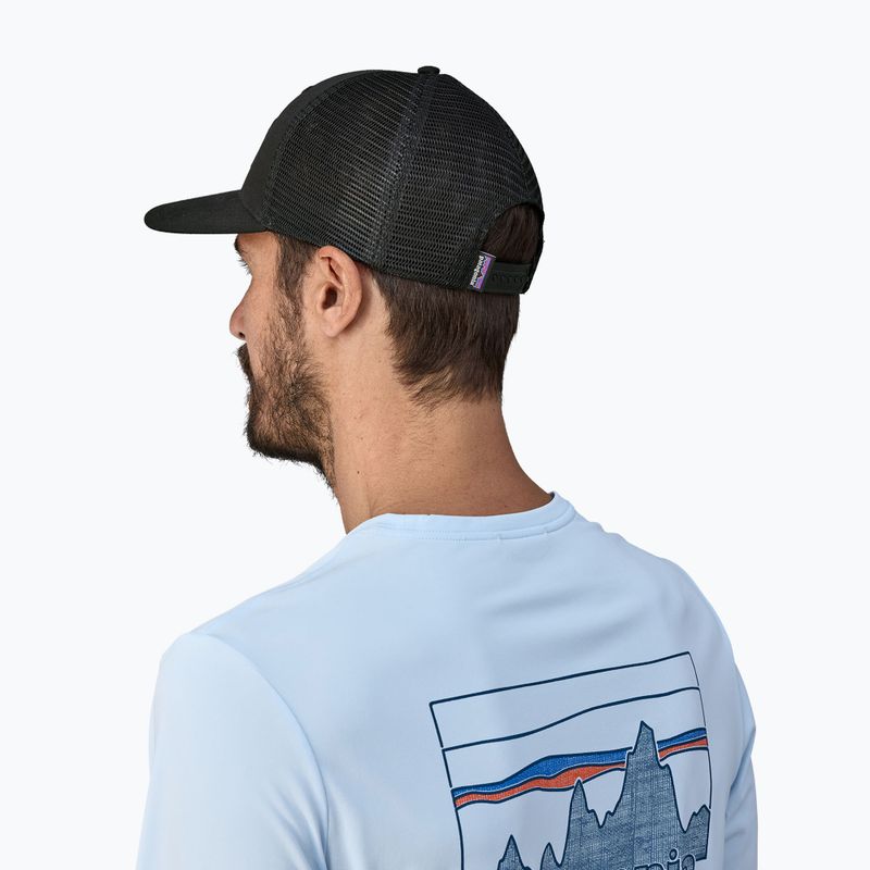 Кепка Patagonia P-6 Logo Trucker чорна 4