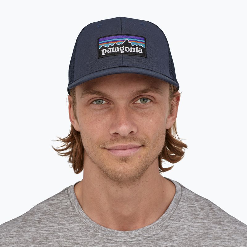 Бейсболка Patagonia P-6 Logo Trucker navy blue 3